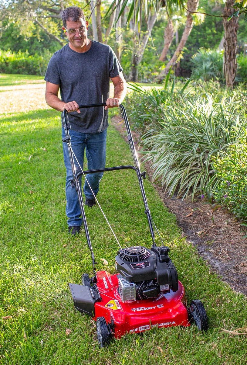 20-inch petrol lawnmower with 125cc displacement and Briggs & Stratton engine